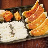 大餃子弁当（中国料理 雲龍一包軒 トリエ京王調布）