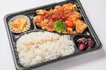 絶品！油淋鶏弁当（キッチン まごころ(副菜が変更する場合があり)）