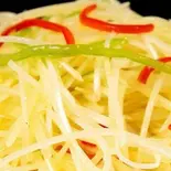 じゃがいも千切り和え(拌土豆丝)（聚香源）