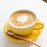ホットカフェラテ（Cafe samika）