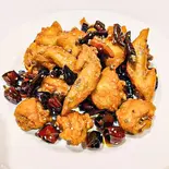 鶏肉の四川風炒め(辣子鶏)（中華料理しん龍閣）