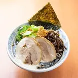 【黒・野菜たっぷり】 博多豚骨らーめん(博多らーめん 一心堂 大塚店)