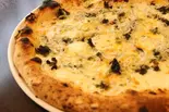 国産シラスと青海苔クリームピザ（TAVETALINA）
