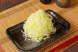 千切りキャベツ (50g)（絶品揚げ物 とんとり屋 蕨中央）