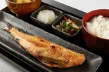 ほっけ定食 半身【脂がのってホクホクな味わい】（しんぱち食堂 蒲田店）