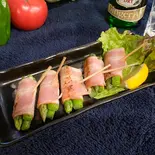 アスパラのベーコン巻き Asparagus Bacon Wrap(おこのみやきBanBanハウス)
