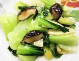 青梗菜炒め Stir-Fried Green Sardines（台湾菜館 弘城）