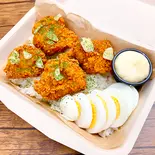 から揚げライス(マヨネーズ付き)（手作りカフェごはん。Cafe Karanos[カラノス]）