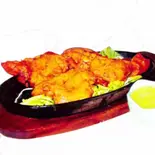 タンドリーチキン・2P Tandoori Chicken - 2 Pieces（ガンディーパレスJR尼崎駅前店）