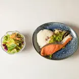 厚切りがたまりません。銀鮭塩焼ランチ（ライブハウス55自由が丘）
