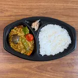 季節の野菜入りカレー（Kitchen TOKYO BUS）