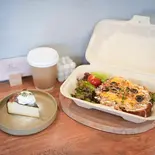 フィーリーチーズステーキオープンサンド（Pier's CAFE＆ROOFTOP）