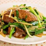 ニラとレバー炒め Chinese Chive and liver Stir-Fry（中華料理 華景園）