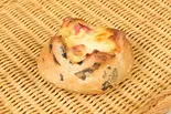 ほうれん草ベーコンチーズ（パンパルク）