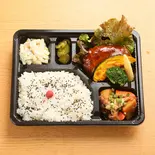 ハンバーグ弁当（まるべん）