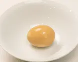 味玉(1玉)(ニンニク入れますか?豚二郎 野毛店)