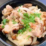 豚丼（手作り弁当たつしん）