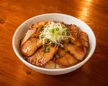豚丼（居酒屋まんま）