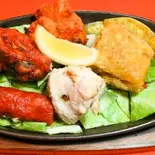 タンドリーミックスグリル(5ps) Tandoori Mixed Grill (5 Pieces)（クイーンガーデン）