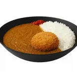 みんな大好きプレーンカレー(肉じゃがコロッケ)（いっさランチカレー）