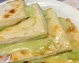 avocado cheese naan アボカドチーズナン(Fishtail Restaurant &Bar)