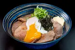 温玉炙りチャーシュー丼（東京油そば池永）