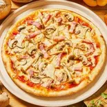 フンギピッツァ Funghi Pizza(RajaVetta 池尻店)
