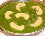 ほうれん草マッシュルームカレー Spinach and Mushroom Curry（アジアンインディアンレストラン ニューサラティー ASIAN INDIAN RESTAURANT NEW SARATHI）