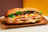 人気No.2 スペシャルバインミー Special Banh Mi（バインミーシンチャオ イオンモール北戸田店）