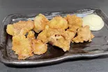 鶏皮の唐揚げ（おにぎり屋 おなかすいた。）