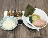 まんぞくセット(麺類+白ご飯+焼き餃子)（オレの推し麺）
