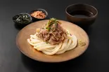 (冷)肉増し黒毛和牛の極太おうどん（黒毛和牛のおうどん 讃岐屋 新宿歌舞伎町店）