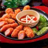 ベトナム風サワーソーセージ揚げ Nem chua ran（Minh Nhat Quan草加店）