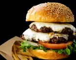 神戸牛ダブルチーズバーガー(セット)（【神戸牛 麓の宮ステーキ＆バーガー】千日前店）