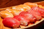 【人気No.2】まぐろサーモン尽くし(10貫)（すし庵）
