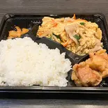 豚肉・きくらげと玉子炒め弁当（中華料理 金龍）