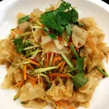 白きくらげのごま和え(特製麻醬銀耳)（薬膳麻辣湯 蒲田西口駅前店）