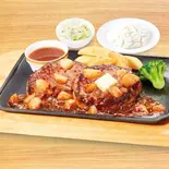 【902】ニンニク手ごねハンバーグ300g弁当（ヴィクトリアステーション 札幌北5条店）
