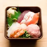 海のめぐみ丼（TOBI 新丸子店）