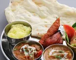 【大人気】ダブルカレー&チキンセット/Curry Set C(カナパニインドネパール料理)