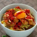 ホルモン韓国焼丼（味噌とんちゃん 栄ホルモン）