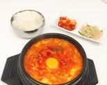 スンドゥブチゲ(スープのみ)(韓国家庭料理 最高峰)