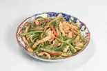 青椒肉絲（中華酒場 まる）