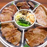太昌園名物！究極盛り Taishoen's Specialty！ The Ultimate Assortment（焼肉上野太昌園 上野駅前店）