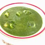 ほうれん草海老カレー Spinach and shrimp curry(INDIAN DINING CAFE SAFFRON)