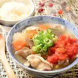 トマト豚汁+ご飯セット（佐藤とん汁店 本店）