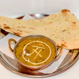 ダールチキンカレー/ Dal Chicken Curry(ナン/ライス付きセット)（ドワリカズ/DWARIKAS）