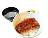 鰻 半身入（みやび亭）