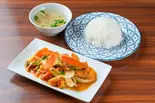 揚げ魚とセロリ炒め（ティーヌンキッチン）