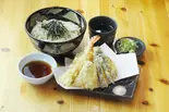 特上天ざるうどん（手打ちそばさくらの定食屋北4条創成店）